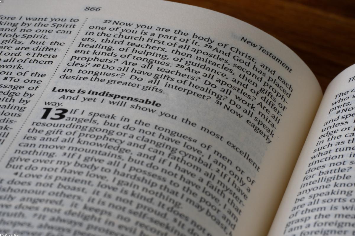 Emotional Bids — The Small Moments That Make or Break Relationships