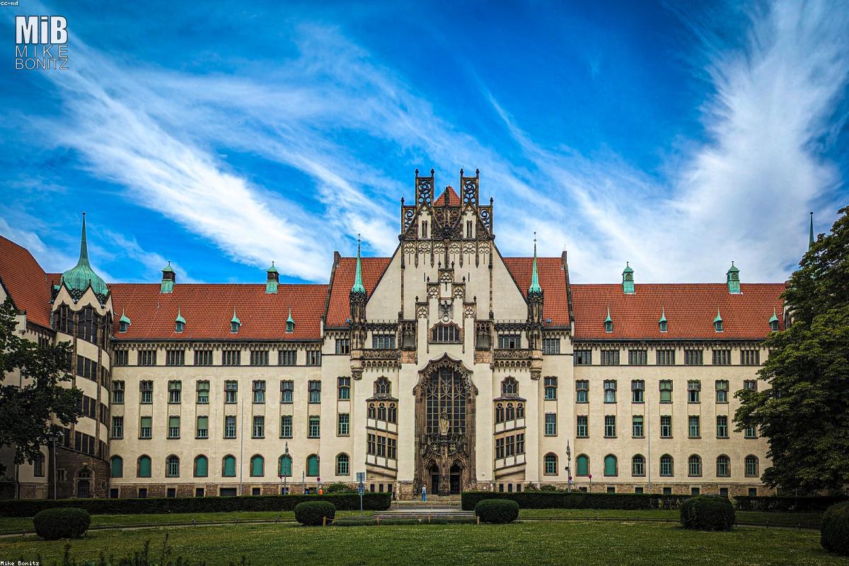 The Role of Date Nights in Sustaining Intimacy